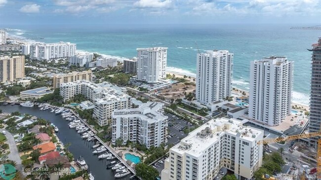 Building Photo - 1360 S Ocean Blvd