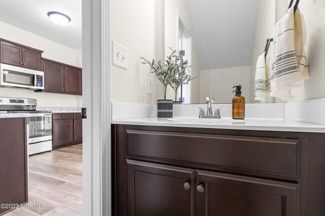 Building Photo - Modern Sneads Ferry Townhome with Private Fenced Yard