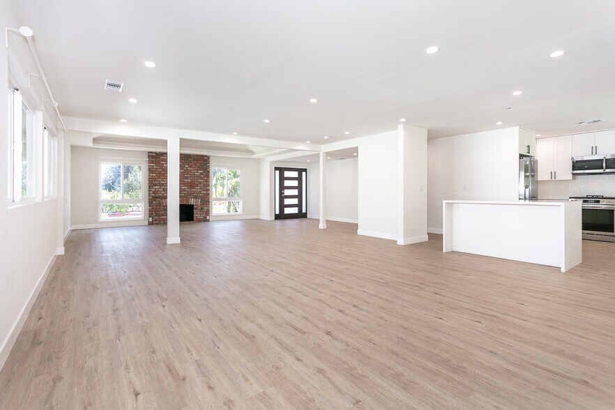 Open Floor Plan : Living Room - Dining - Kitchen - 6419 Valley Circle Ter