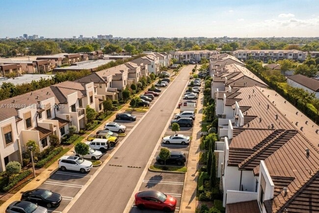 Building Photo - 21050 NE 8th Ave