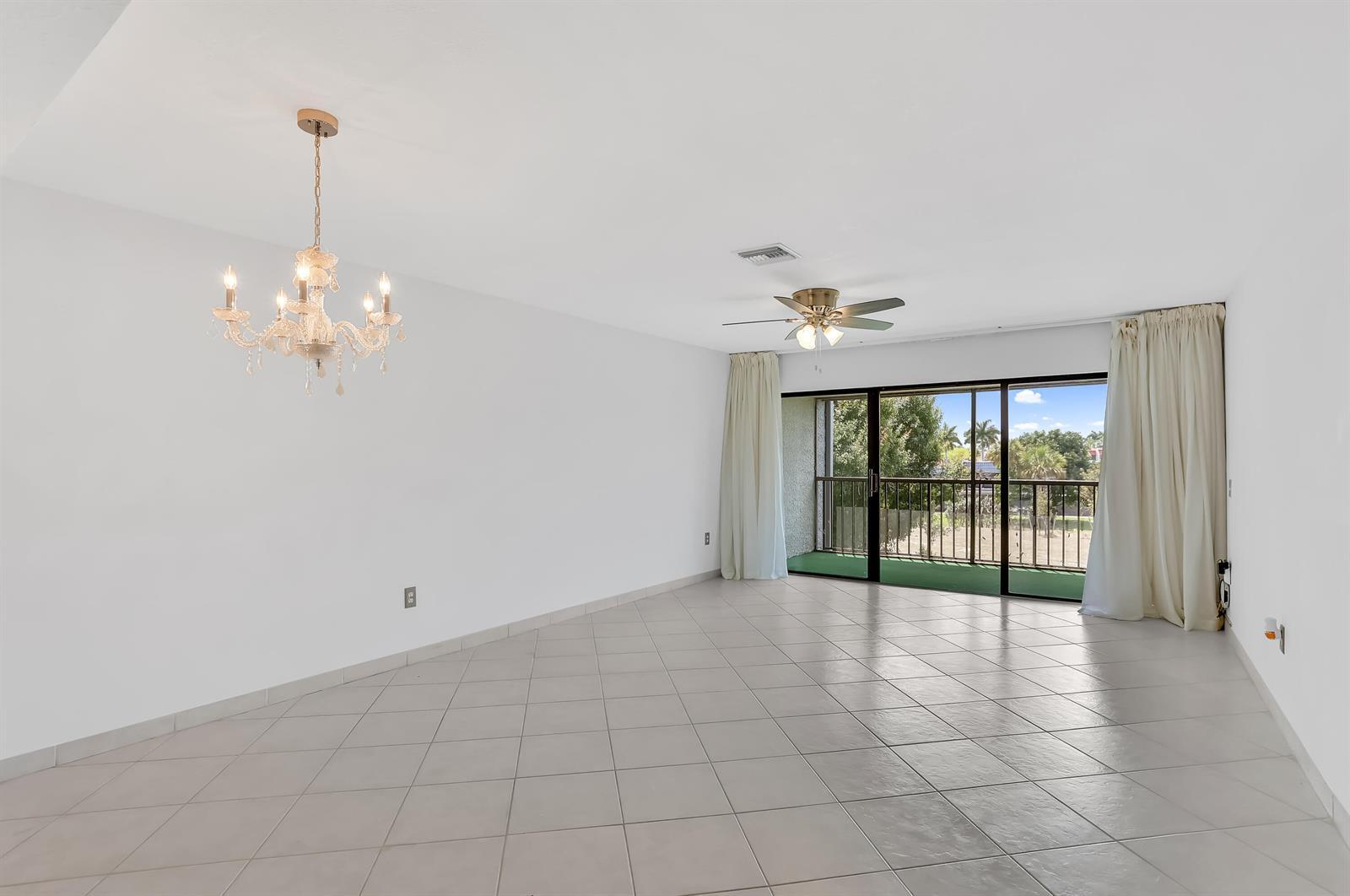 Building Photo - 4290 Deste Ct