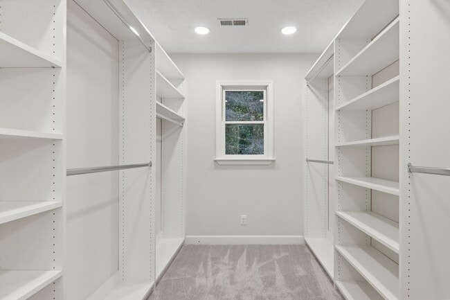 Building Photo - 5 Timothy Ln