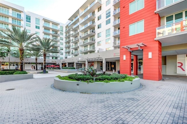 Building Photo - 7661 NW 107th Ave