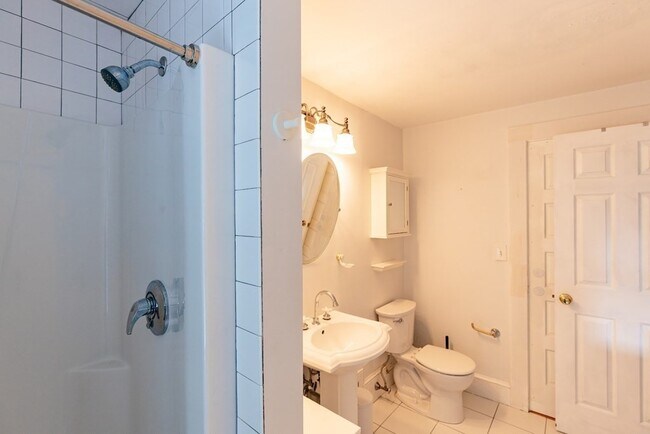 Building Photo - 29 E Concord St