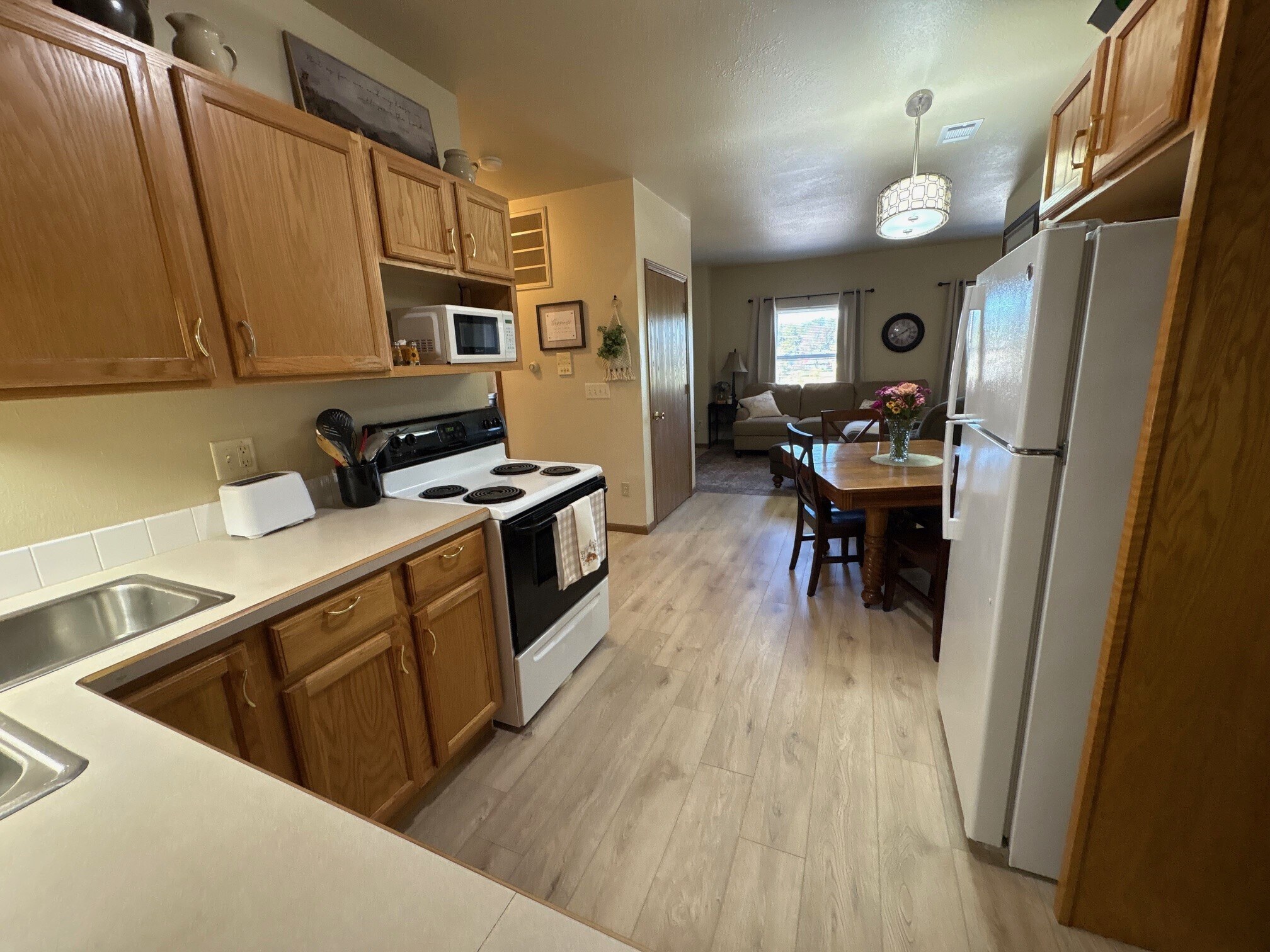 KITCHEN AND LIVING ROOM - 125 W Main St