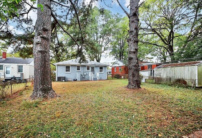 Building Photo - 1419 Herrin Ave