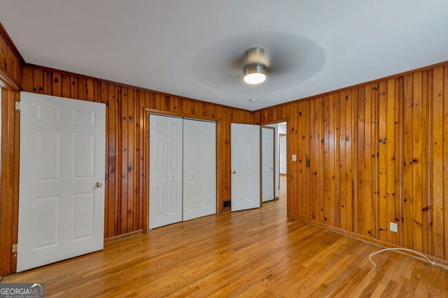 Building Photo - 2188 Pawnee Dr SE