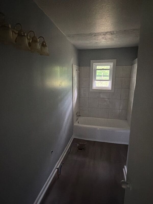 Building Photo - 415 Sylvan Trail