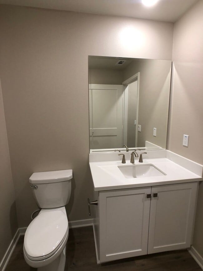 Building Photo - 195 Bowery