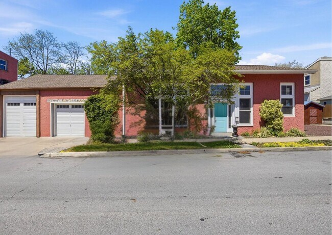 Building Photo - Available Now!  Rare One-Floor Living in West Chester Borough with 2 Garage Spaces & Off-Street P...