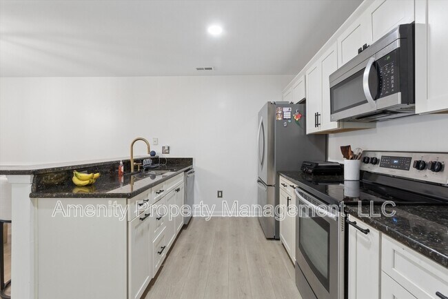 Building Photo - 914 Pine Mill Ct