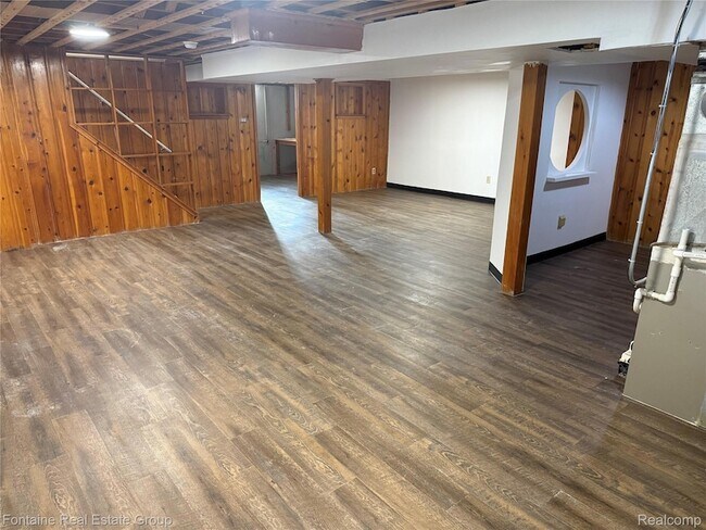 Building Photo - 29174 Westfield St