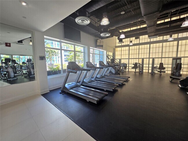 Building Photo - 1250 S Miami Ave