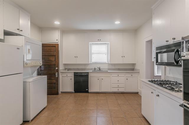 Building Photo - 5313 Collinwood Ave