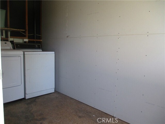 Building Photo - 1774 Fiske Ave