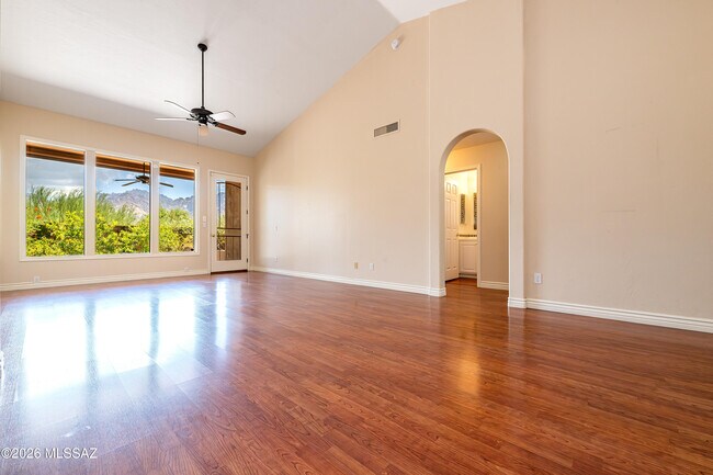Building Photo - 11776 N Labyrinth Dr