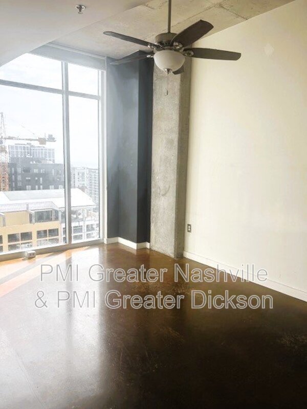 Building Photo - 1154 Division St