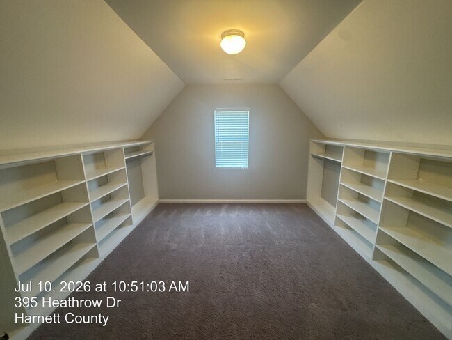 Building Photo - 394 Heathrow Drive