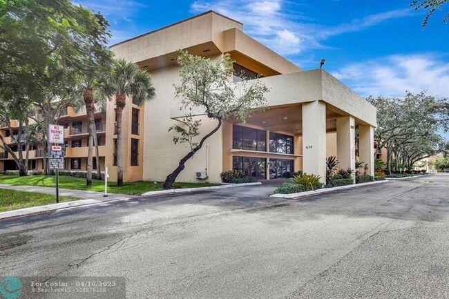 Building Photo - 8592 W Sunrise Blvd