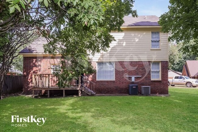 Building Photo - 5041 Cottage Ln