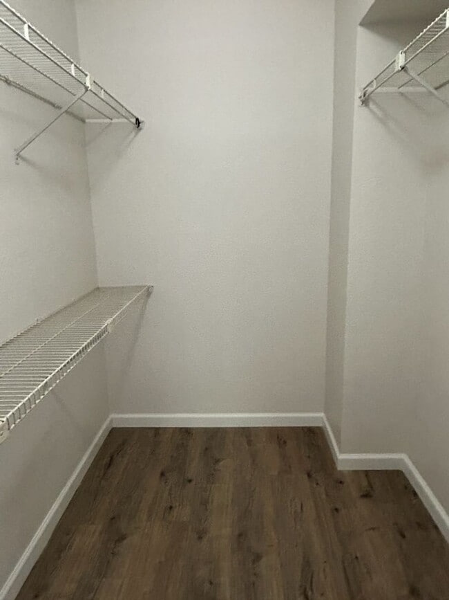 Building Photo - Springdale Condo