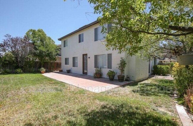 Building Photo - 23536 Silverwood St