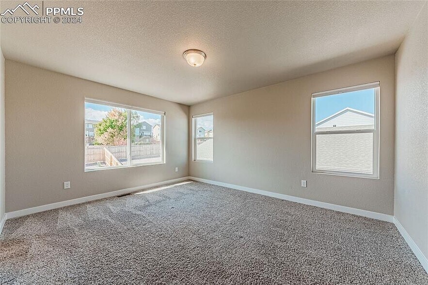 Building Photo - 4028 Ryedale Way