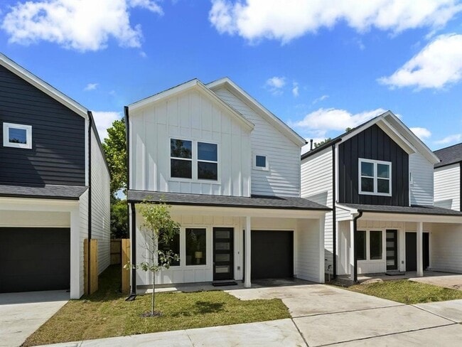 Building Photo - 1448 Dewalt St