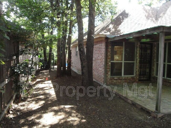 Building Photo - 4904 Arborgate Dr
