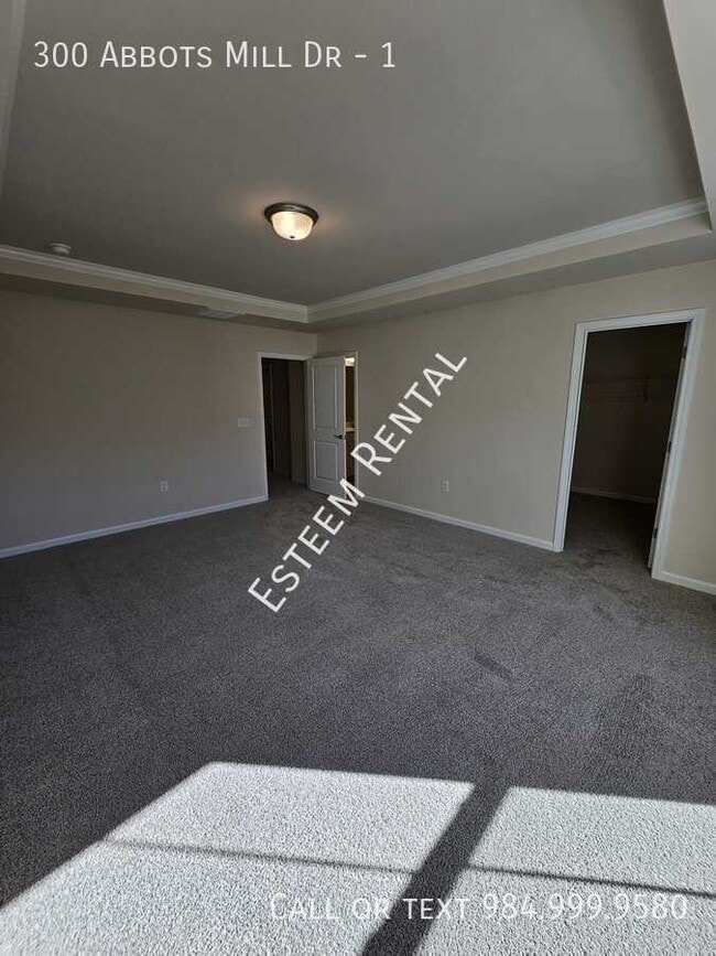 Building Photo - 300 Abbots Ml Dr