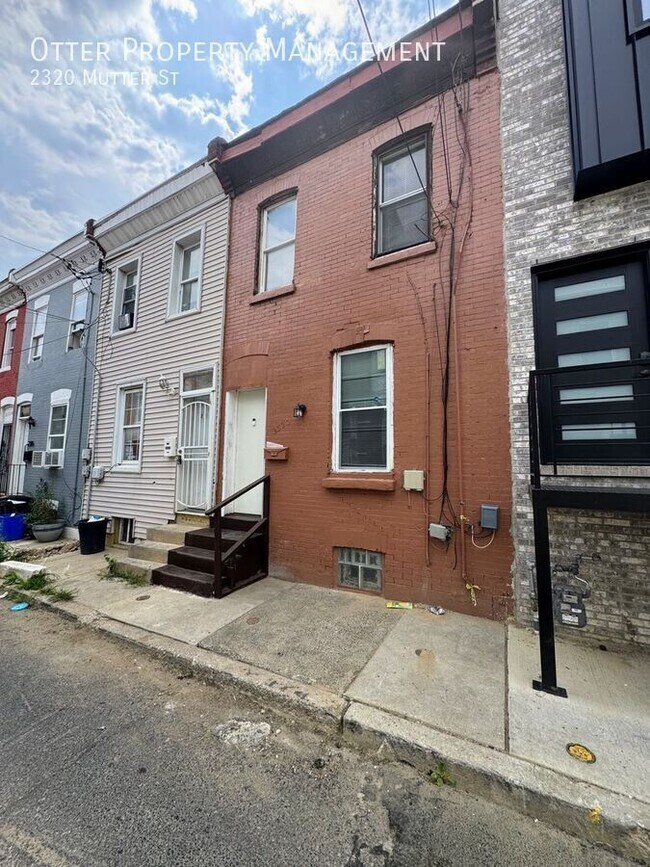 Building Photo - 2320 Mutter St