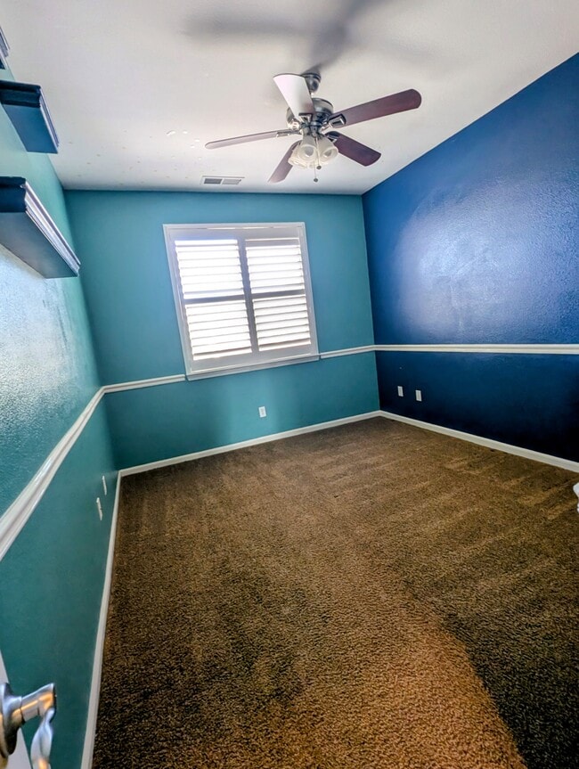 Building Photo - 430 Cicada Ct