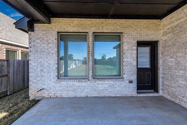 Building Photo - 4946 Hitchings Ct