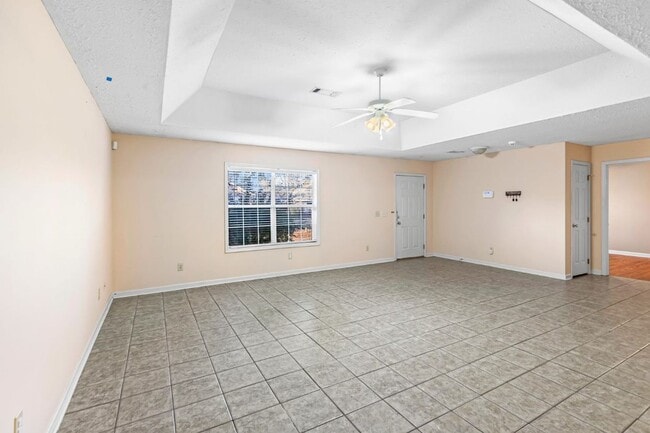 Building Photo - 3 Bedroom/ 3 Bath Longleaf Crossing availa...