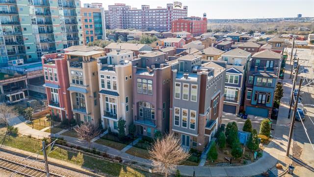 Building Photo - 1348 Arch Pl