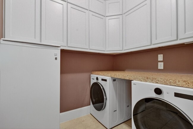 Building Photo - 6702 Auburn Sands Dr