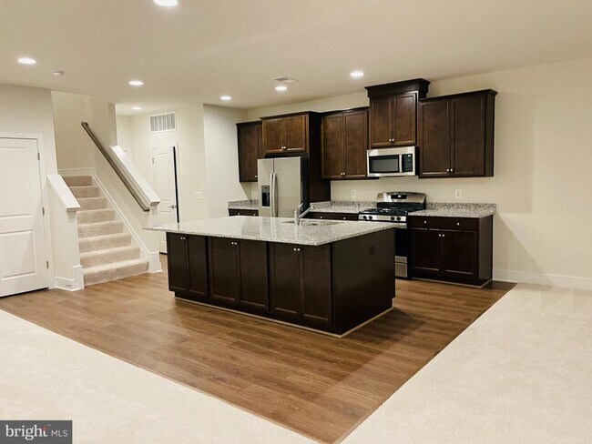 Building Photo - 106 Choke Cherry Ct