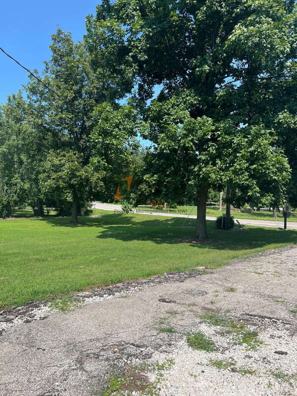 Building Photo - 12920 Cedar Lake Rd