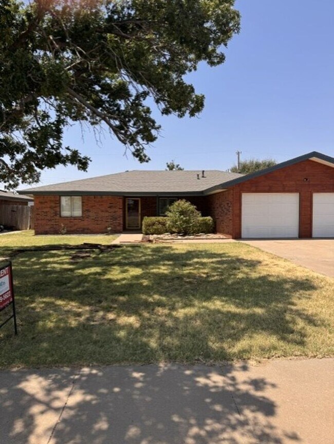 Building Photo - UPDATED HOUSE