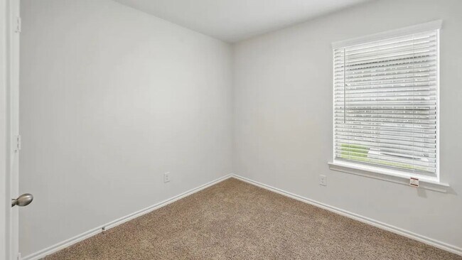 Building Photo - Beautiful new 4-bedroom, 2-bath home with an open floor plan, granite kitchen, two-car garage, an...