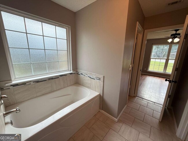 Building Photo - 309 N Belmont Ct