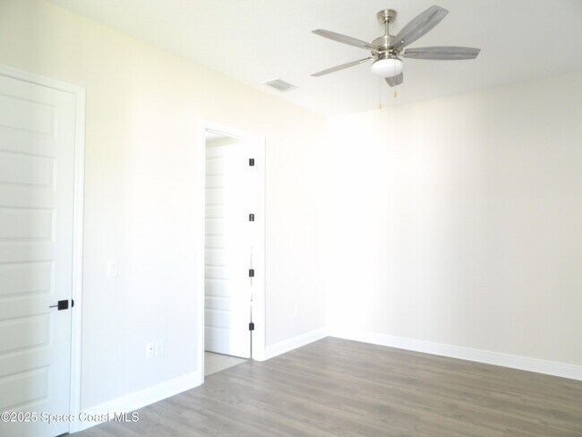 Building Photo - 4258 Trovita Cir