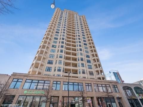 Building Photo - 1464 S Michigan Ave