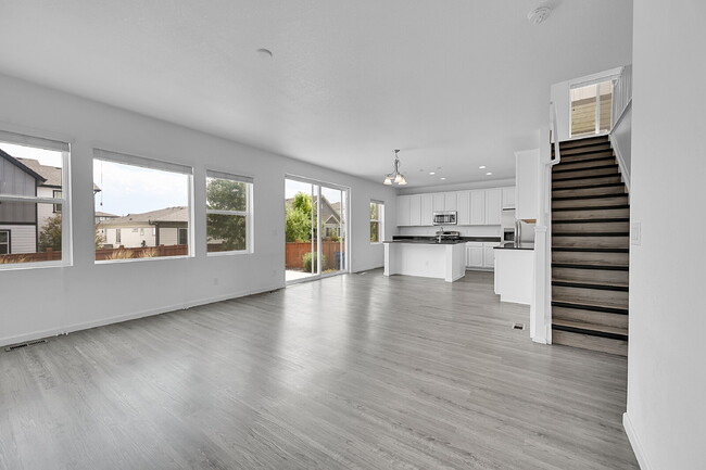 Building Photo - $3,125.00 - 4 Bedroom, 3.5 Bathroom, Singl...
