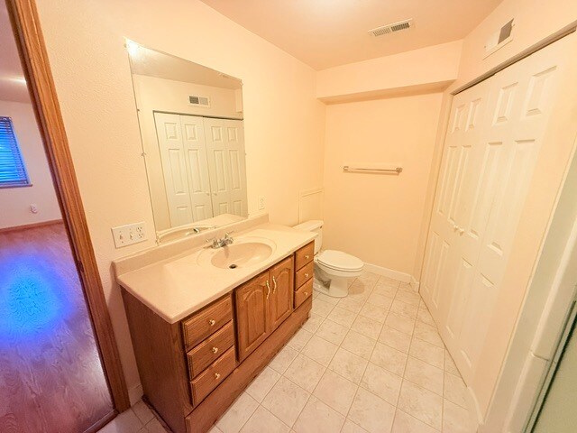 Building Photo - 2603 Arancia Dr
