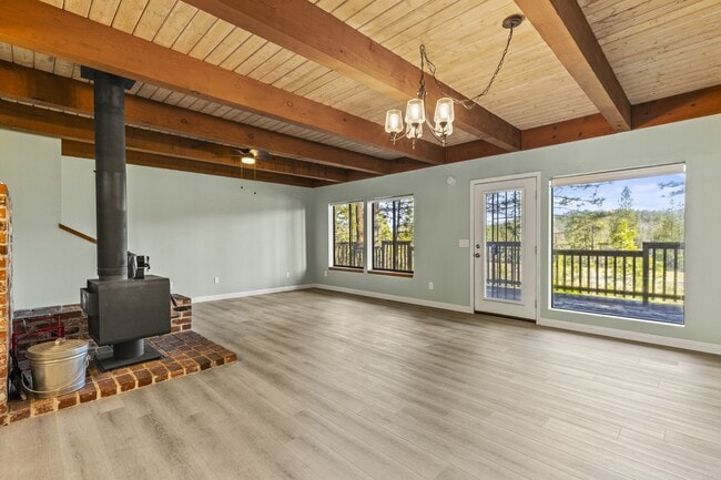 Building Photo - 17091 Bryan Allen Way