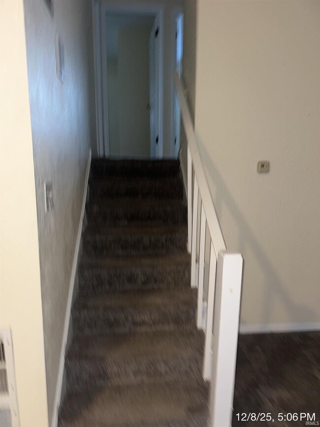 Building Photo - 2026 Shaw Ave