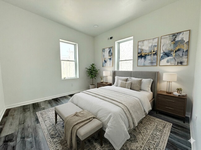 Building Photo - 1520 S Myrtlewood St