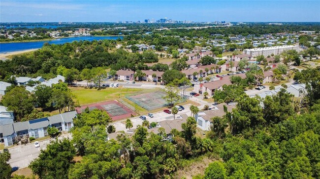 Building Photo - 2636 Lemon Tree Ln
