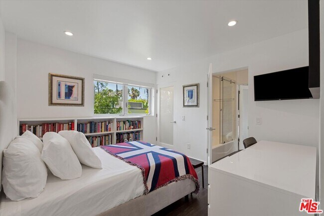 Building Photo - 483 Carroll Canal Ct